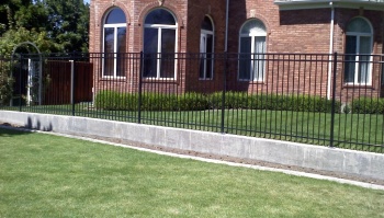 Сварные заборы на ленточном фундаменте 80 метров фото в Чкаловске