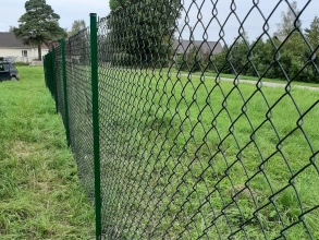 Забор из сетки рабицы в натяг 80 метров фото в Чкаловске